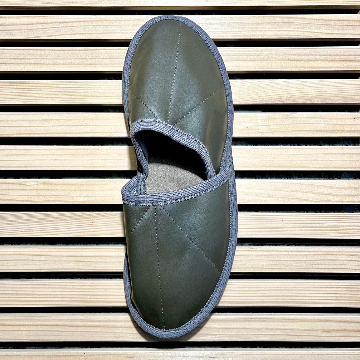 Usnjeni sobni copati 43-44