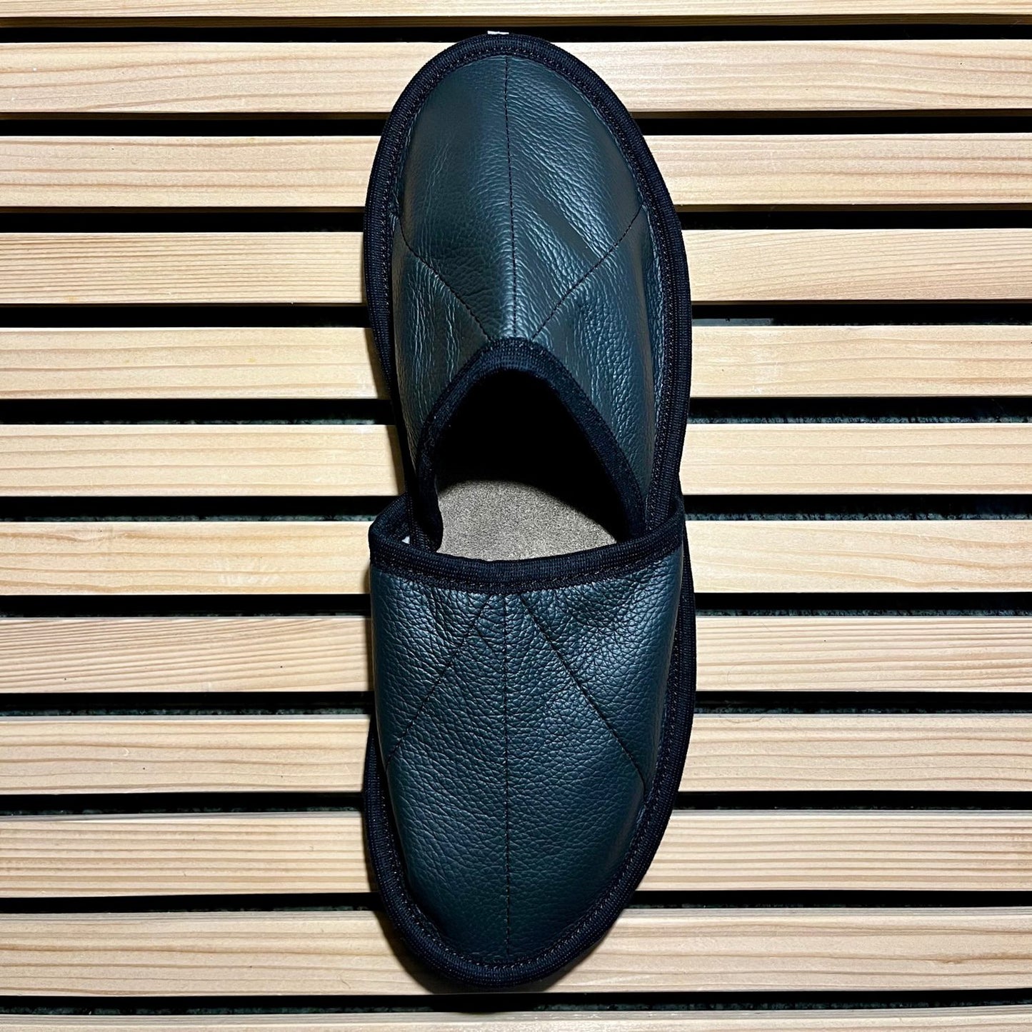 Usnjeni sobni copati 43-44